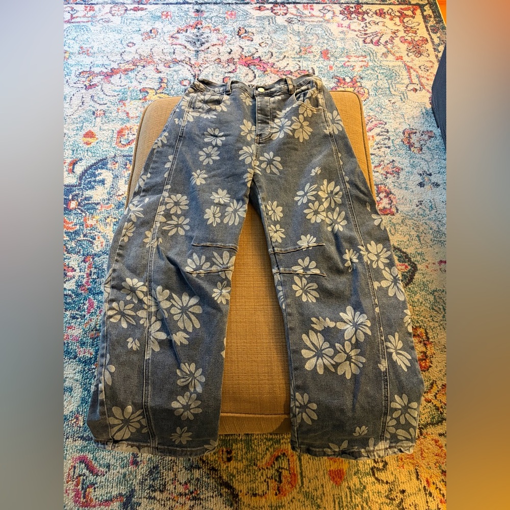 Velvet Blue Floral Barrel Jeans, Size Small